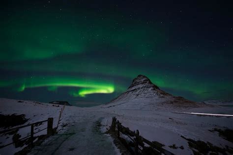 Premium Photo Iceland Kirkjufell Mountain With Northern Lights