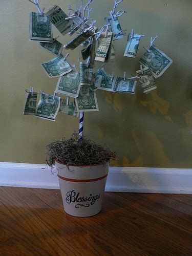 Oui Personalize How To Make A Money Tree