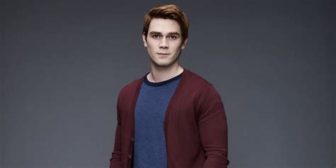 Spoilers ahead for veronica and archie's relationship through riverdale's third season. Riverdale: Archie, Veronica & More Step Out in New ...