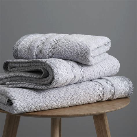 Catherine Lansfield Malawa Geo Grey Towels Silver Luxury Bathroom Towel
