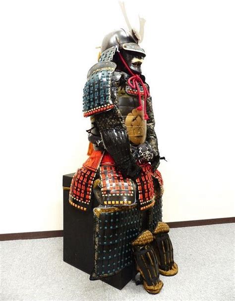 beautiful japanese samurai armour showa period with the oda nobunaga crest catawiki