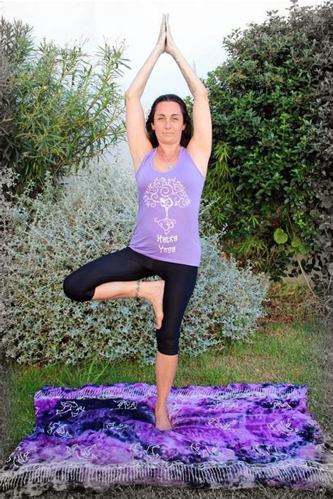 Yoga And Danza Tu Cuerpo Se Expresa A Través Del Movimiento Vrksasana