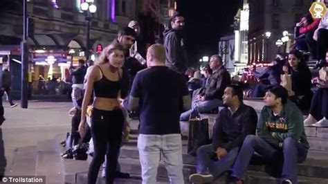 Video Of A Social Experiment Where A Man Hurls Abuse At Woman Before Being Bottled Daily Mail