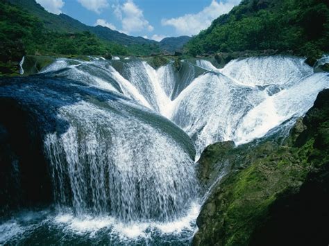 Expedition Paradise Pearl Shoal Waterfall Jiuzhaigou China