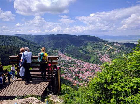 Brasov Romania Tâmpa And Postăvaru Day Hike