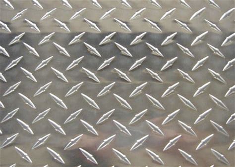 Diamond Plate Aluminum Sheet Metal 5052 15mm 2mm 25mm Checkered