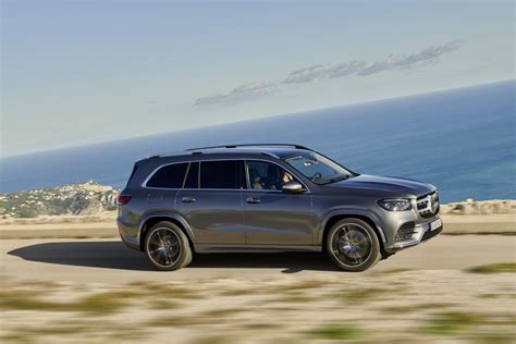 New Mercedes Benz Gls Unveiled At The New York Auto Show