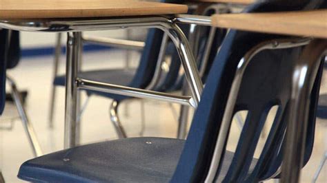 Substitute Teacher Shortage Leaves Tampa Bay Teachers Overworked