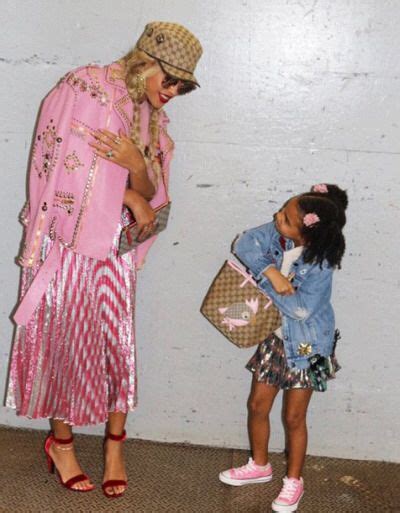 Beyoncé And Blue Ivy In New York City Oct 3rd 2016 Blue Ivy Online Photo Gallery Beyonce