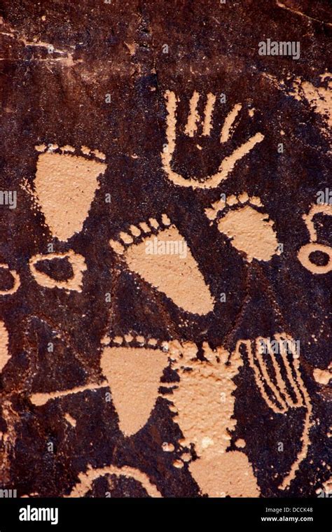 Indian Petroglyphs In Canyonlands Np Utah Stock Photo Alamy
