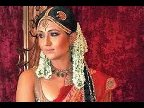 Hot Bengali Actress Swastika Mukherjee Tobe Tai Hok All Bed And Liplock