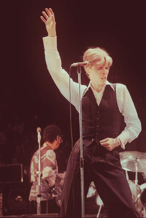 David Bowie Isolar Tour 1976 Bowie Starman David Bowie Bowie
