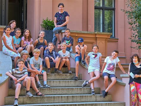 Er ist außerdem nötig, um erinnerungen zu speichern. Workshop im Gründerzeitmuseum "Dreamland Zirkus" an der GS ...