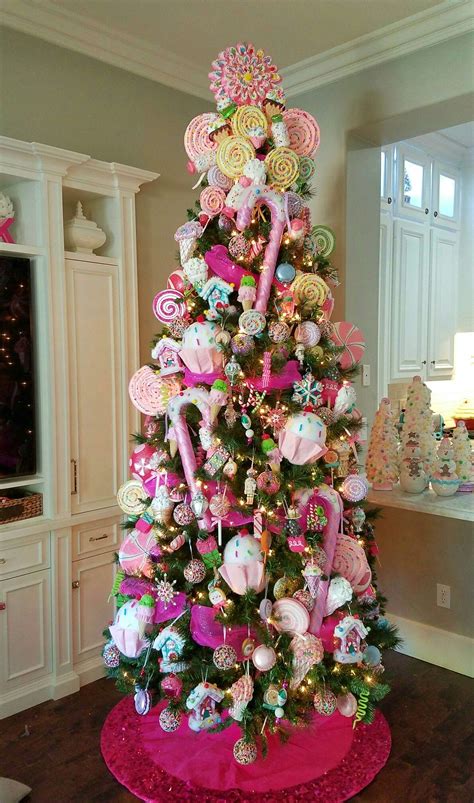 20 Candy Decorated Christmas Tree Decoomo