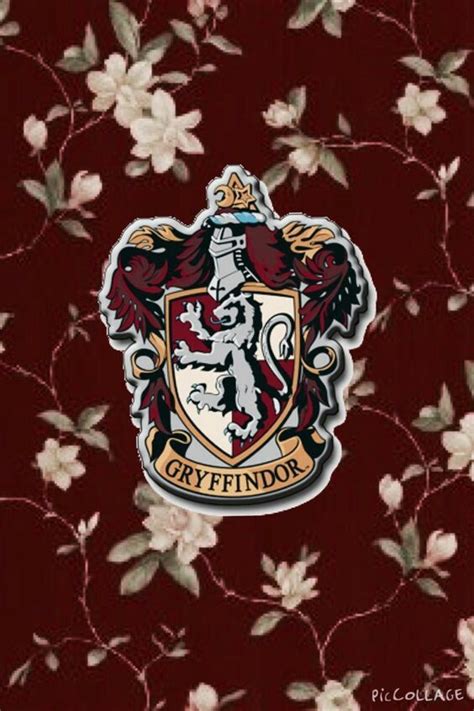 Gryffyndor Harry Potter Wallpaper Harry Potter Background Harry Potter