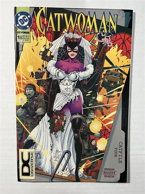Catwoman 18 Nm Dc Universe Logo Dc Comics C120a Comic Books