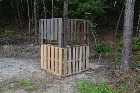 The Pallet Deer Blind A Great Practically Free Hunting Blind Great