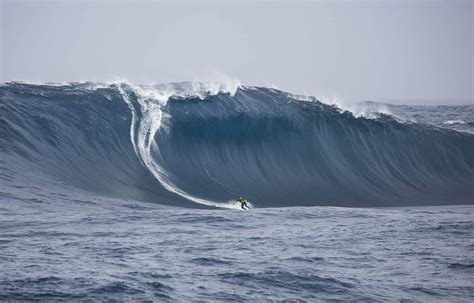 The 14 Biggest Waves Ever Surfed 14 Is Terrifying Page 9 Biggestverse
