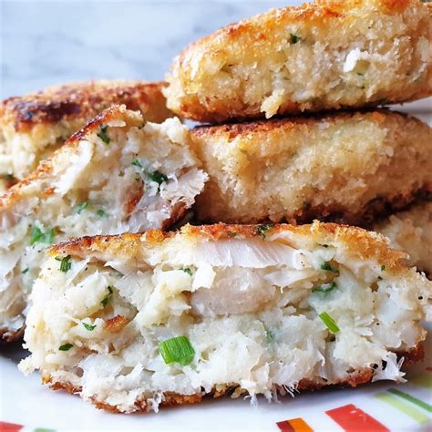 Easy Homemade Fish Cakes With A Crispy Coating Foodle Club