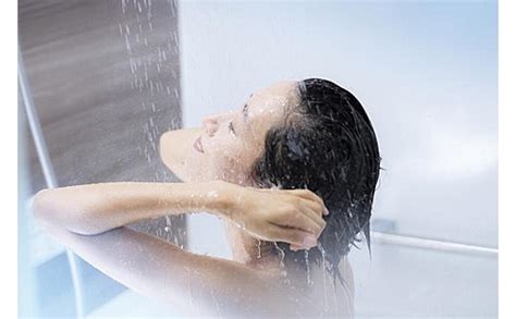シャワーの浴びすぎは肌に悪影響？シャワーの頻度やコツ｜アスクドクターズトピックス