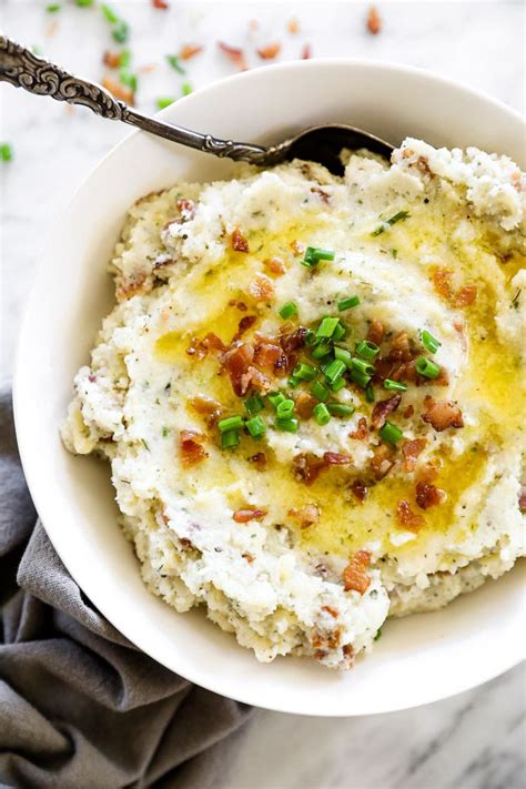 Add the egg blend to the beef and mix to combine. Loaded Mashed Cauliflower (Keto, Low Carb) | Recipe in 2020 (With images) | Mashed cauliflower ...