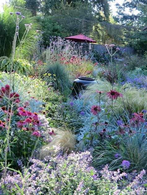 Perennial Garden Grasses Prairie Style Would Look Great On A Slope Or