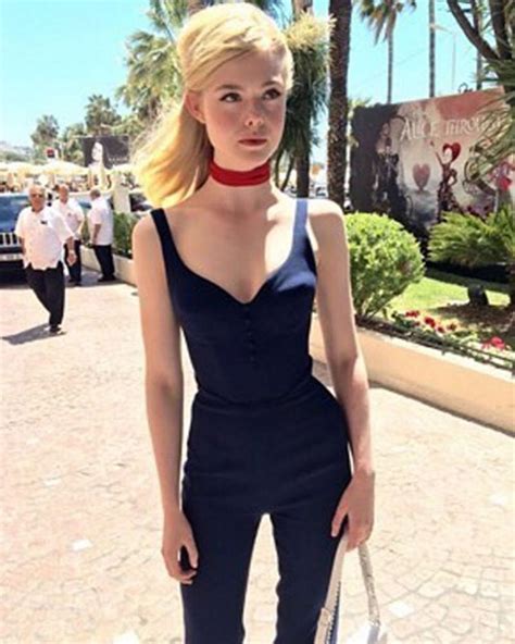 Pin By Cocoa On Fashion Elle Fanning Style Fashion Celebrity Street