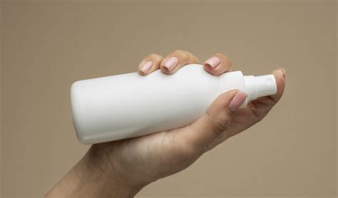 3 Cara Memakai Deodoran Yang Benar Dan Simple Demi Tubuh Wangi