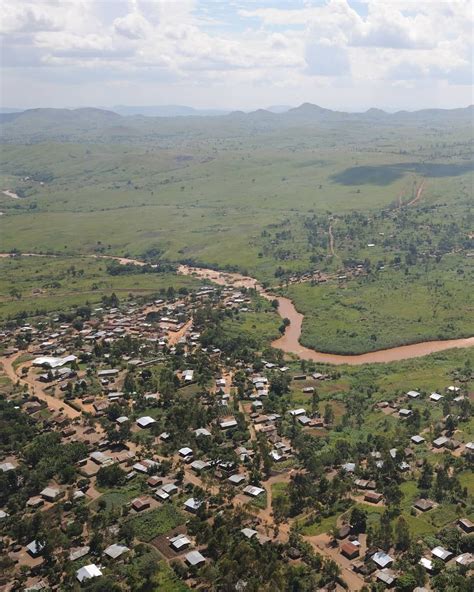 Bunia é Uma Cidade Localizada No Nordeste Da República Democrática Do