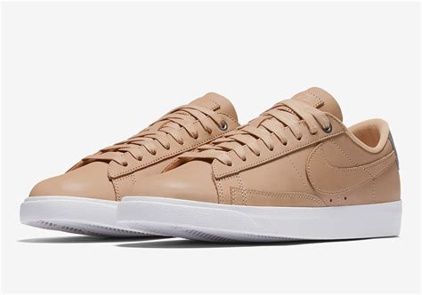 Nike Goes Tan Tastic With Two Of Their Classics Sportswear Models Nike Goes Tan Tastic With Two