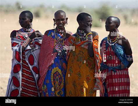 Maasai Woman In Their Village Hi Res Stock Photography And Images Alamy