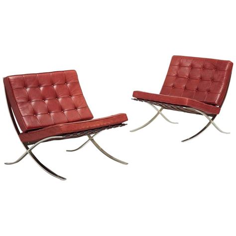 The history of the company begins in 1938 when the german emigree hans knoll founded the company. Pair of Barcelona Chairs by Ludwig Mies van der Rohe for ...