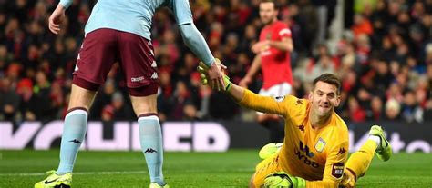 He was an actor, known for reindeer games (2000), slither (2006) and shanghai noon (2000). Manchester United target Tom Heaton return in goalkeeping ...