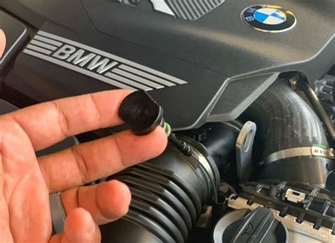 Jun 10, 2021 · remember to use high quality oil that meets bmw specifications, (specifications can be found in your owner's manual) a high quality oil filter and keep yourself protected from engine oil. BMW reportedly bringing back oil dipsticks - Alt Car news