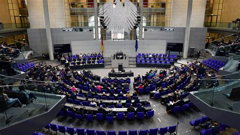 German Parliament Deems B.D.S. Movement Anti-Semitic - The New York Times