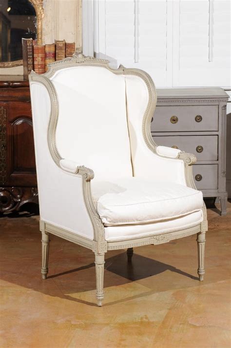 French Louis Xvi Style 19th Century Painted And Carved Wingback Bergère