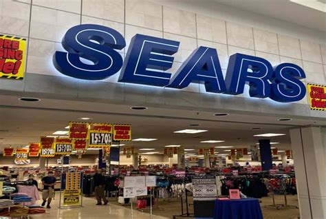 End Of An Era Last Sears Department Store In Maine Is Closing