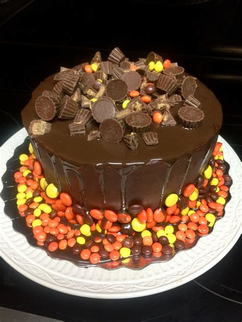 Chocolate Peanut Butter Drip Cake Cake Drip Cakes Sweets