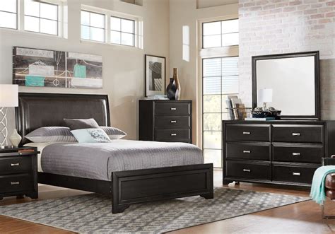 This collection gives a modern facelift to traditional designs with roots in english and french country furniture, incorporating rustic touches to mattress size: Belcourt Black 7 Pc King Upholstered Bedroom - King ...