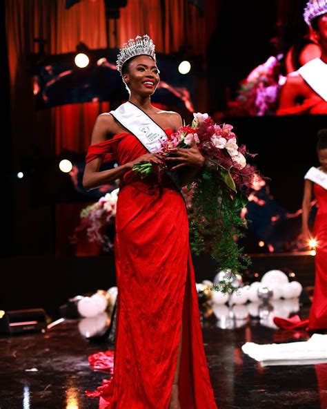 Lalela Mswane Crowned Miss Sa 2021