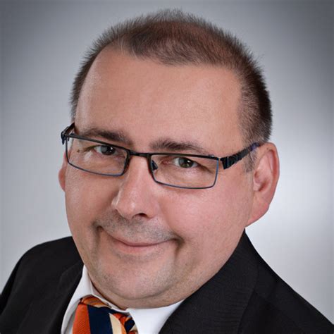 Die besten jobs in teltow: Peter Bade - Senior Processing Analyst - NTT Germany AG ...