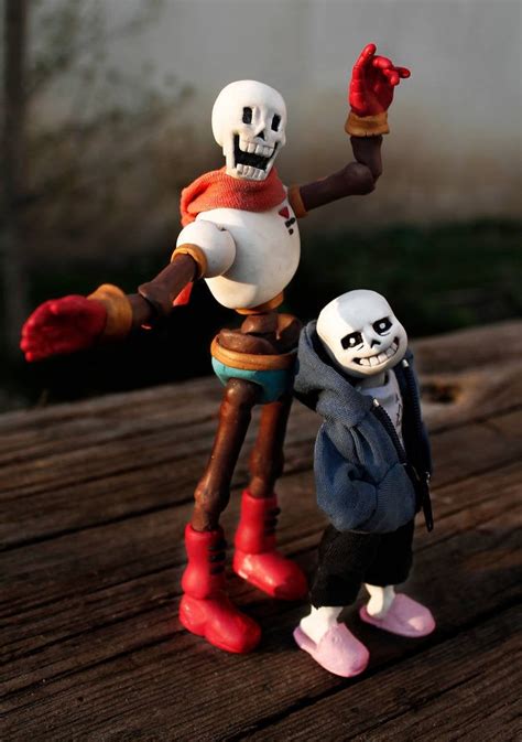 Handmade Sans And Papyrus Action Figures Undertale