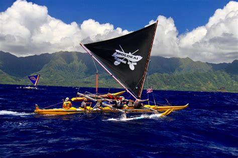 Hawaiian Outrigger Sailing Canoe Racing Description Maui