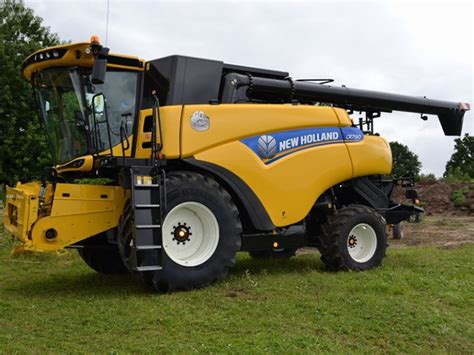 New New Holland Cr1090 Harvesting For Sale