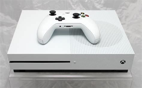 Is Xbox One S Worth It Hands On Thoughts On Microsofts First Incremental Console Usgamer