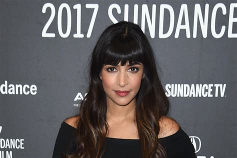 New Girl S Hannah Simone Is Your New Greatest American Hero