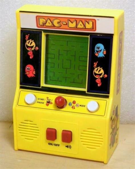 Classic Pac Man Handheld Arcade Game Bandai Namco 09521 Tested For Sale