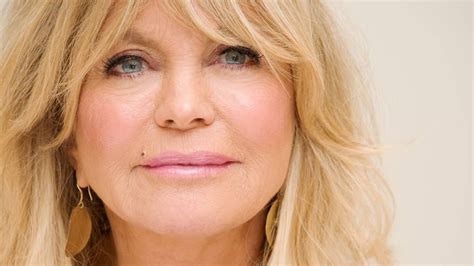 Goldie Hawn Makes Heartbreaking Revelation About Depression Battle In New Interview Hello