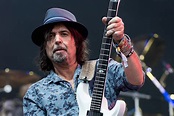 Phil Campbell Reveals He's 'About Three Years' Sober