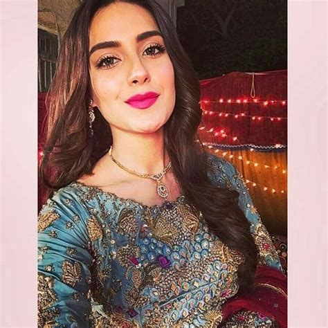 Pin By Eishan Khan On Pakistani Actress Pakistani Actress Iqra Aziz